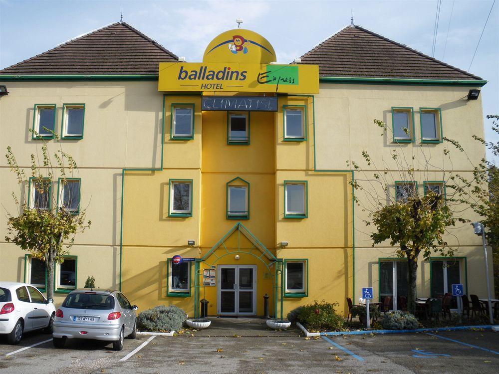 Promotel Bourg-En-Bresse Hotel 2*